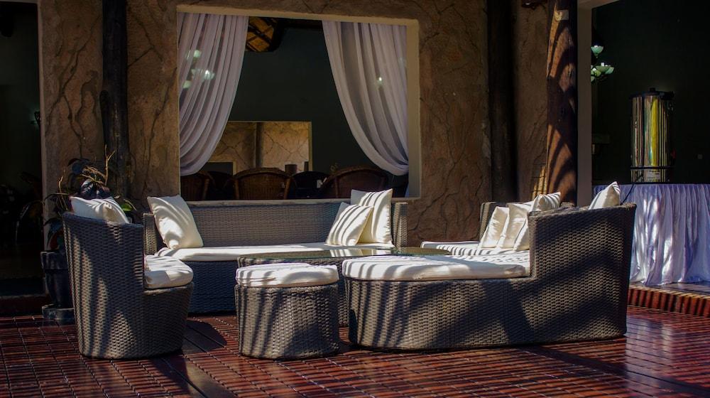 Chrismar Hotel Livingstone Dış mekan fotoğraf